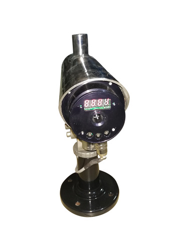 新型一体化红外测温仪